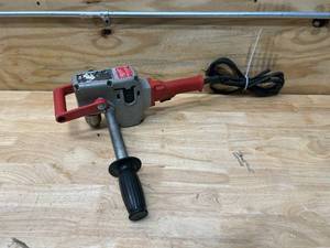 lot 101 image: MILWAUKEE 12 Hole Hawg Drill 1675-1