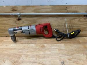 lot 103 image: MILWAUKE- 12 Right Angle Drill 1107-1