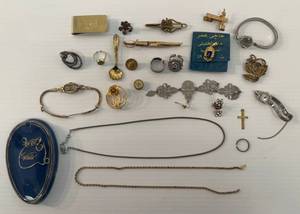 lot 46 image: Group Of Misc. Vintage Jewelry