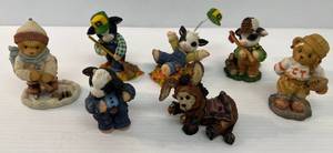 lot 94 image: Group Of Misc. Knick Knacks Including Cherished Teddies, Moo Moos And Boyds Bears