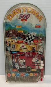 lot 175 image: Vintage Wolverine Daytona 500 Mini Marble Game