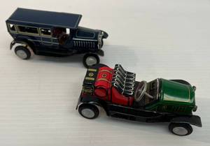 lot 178 image: Two Vintage Tin Litho Friction Toy Cars