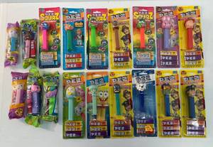 lot 190 image: Large Group Of Pez Dispensers