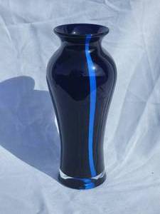 lot 140 image: Christinenhutte Glassworks German Vase