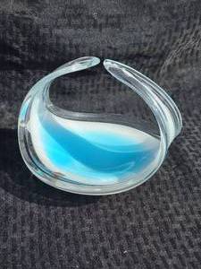 lot 82 image: RYD Glasbruk Art Glass Bowl