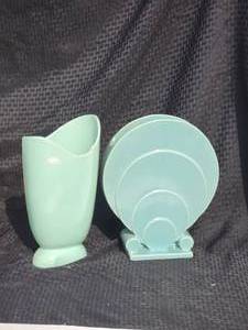 lot 70 image: Heager Art Deco Vase Siblings