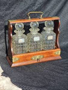 lot 100 image: Edwardian Style Decanter Caddie(Sterling Badges)