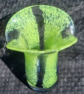 lot 58 image: Vintage Studio Art Glass Vase - ClearBright Green