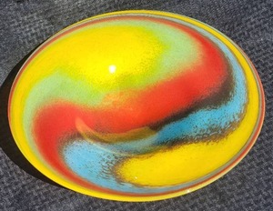 lot 153 image: Vibrant Studio Art Glass Platter - Yellow  Red  Blue