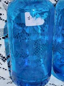 lot 130C image: Amazing Vintage Fountain Seltzer Bottles B- Blue - Set of 3
