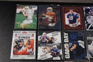 Peyton Manning Football Card Lot  20 Different Cards w 1998 Fleer Rookie Card