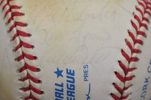 Minnesota Twins Autograph Team Ball See Description  Kirby Puckett