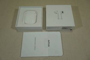 Apple Air Pods Gen II Earbuds