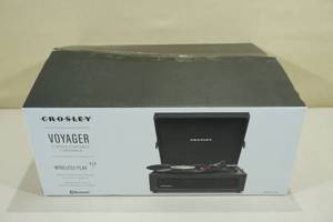 Crosley Voyager Bluetooth 3-Speed Turntable � Black