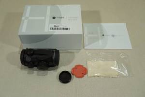 lot 22 image: Hawke Vantage 1 x 30 9-11mm Rail Red Dot Rifle Sight