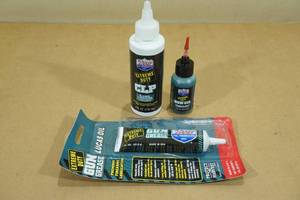 lot 47 image: Lucas Oil Extreme Duty Gun Oil, Grease, and Cleaner