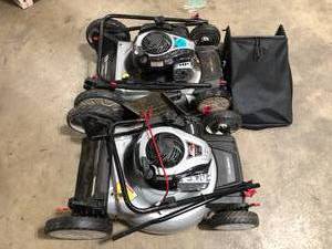 Mix lot of 2 Lawn Mowers, Customer returns Review all pictures