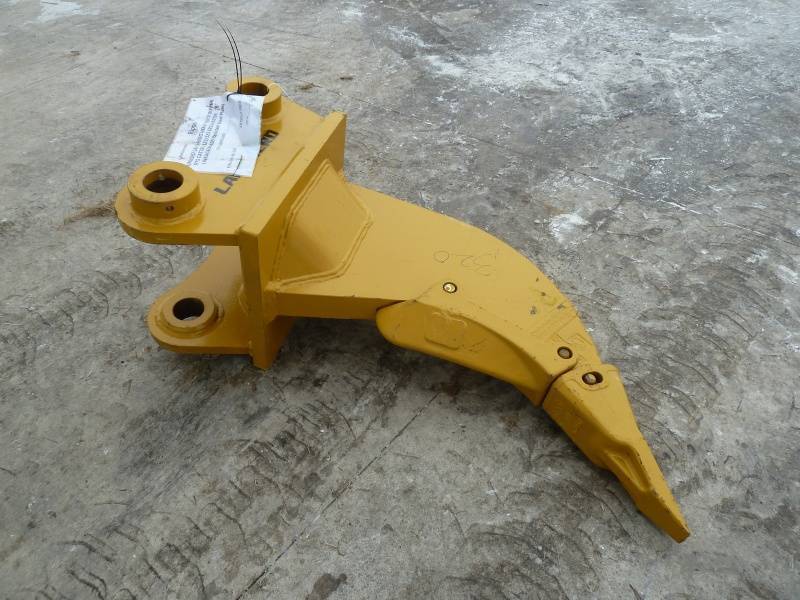 LANDHERD V Ripper Cat 320