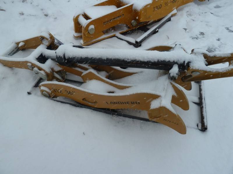 LANDHERD Progressive Pro Thumb Cat 312