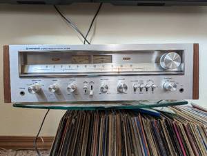 lot 61 image: Pioneer Stereo Receiver