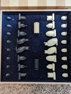 lot 63 image: Vintage Michael Graves Designer ChessCheckers Board