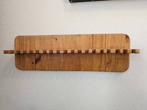 lot 77 image: Wall-Mounted Golf Club Display Shelf