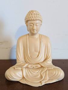 lot 78 image: Buddha Sculpture