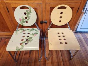 lot 86 image: Pair Of Vintage Chairs