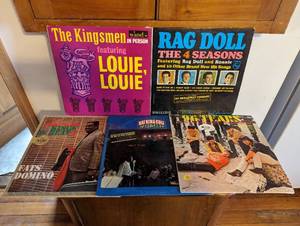 lot 112 image: Five Records