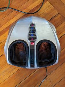lot 179 image: Belmint Home Sleek Home Foot Massager