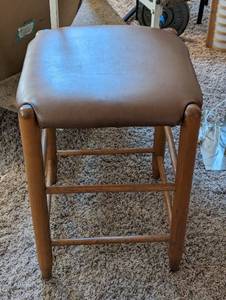 lot 184 image: Wooden Stool