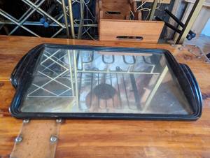 lot 197 image: Vintage Mirrored Tray