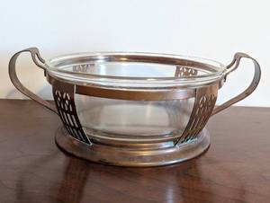 lot 200 image: Glass Bowl With Handled Copper Frame