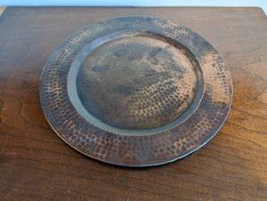 lot 202 image: Copper Charger