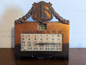 lot 237 image: Vintage Champlain Monument Desk Calendar