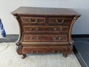 Bombay Style Chest