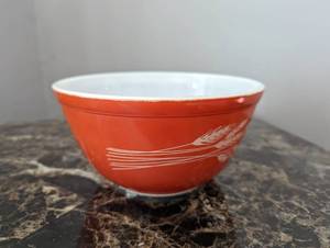 Pyrex Autumn Harvest Bowl