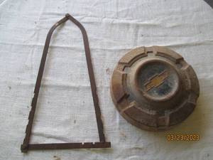 lot 286 image: Antique Metal hide stretcher and Vi...