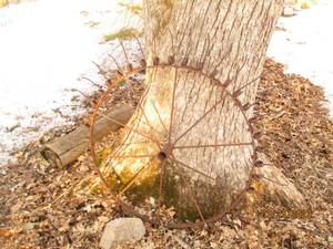 lot 45 image: Large antique Metal wheel drag...