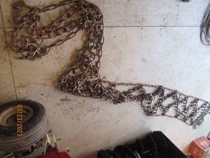 lot 70 image: Heavy duty tractor tire chains to f...