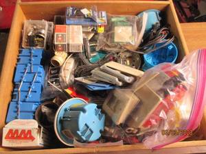 lot 77 image: Content of drawer to include a larg...