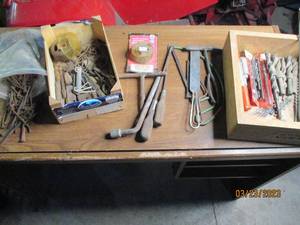 lot 82 image: Drill and screwdriver bits, vintage...