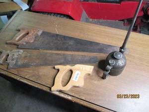 lot 86 image: Vintage hand Saws replacement heads...