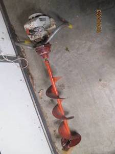 lot 12 image: Gas powered Eskimo ice auger with a...
