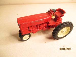 lot 121 image: Vintage Ertl Collectible Die cast I...