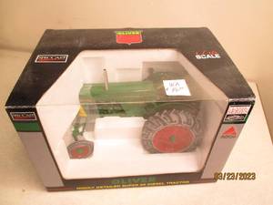 lot 126 image: Collectible Die cast Agco SpecCast ...