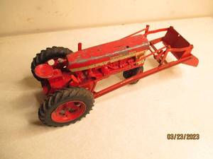 lot 133 image: 1960 116 scale Collectible Die cas...