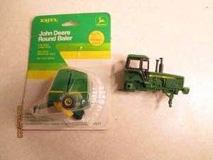 lot 137 image: Collectible Die cast Ertl John Deer...