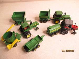 lot 143 image: lot of Collectible Die cast Ertl 1...