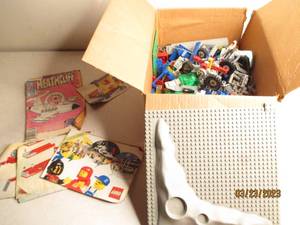 lot 148 image: Box full of misc Legos, a Lego plat...